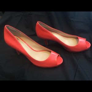 Vince Camuto Pink / Coral 3 inch heels